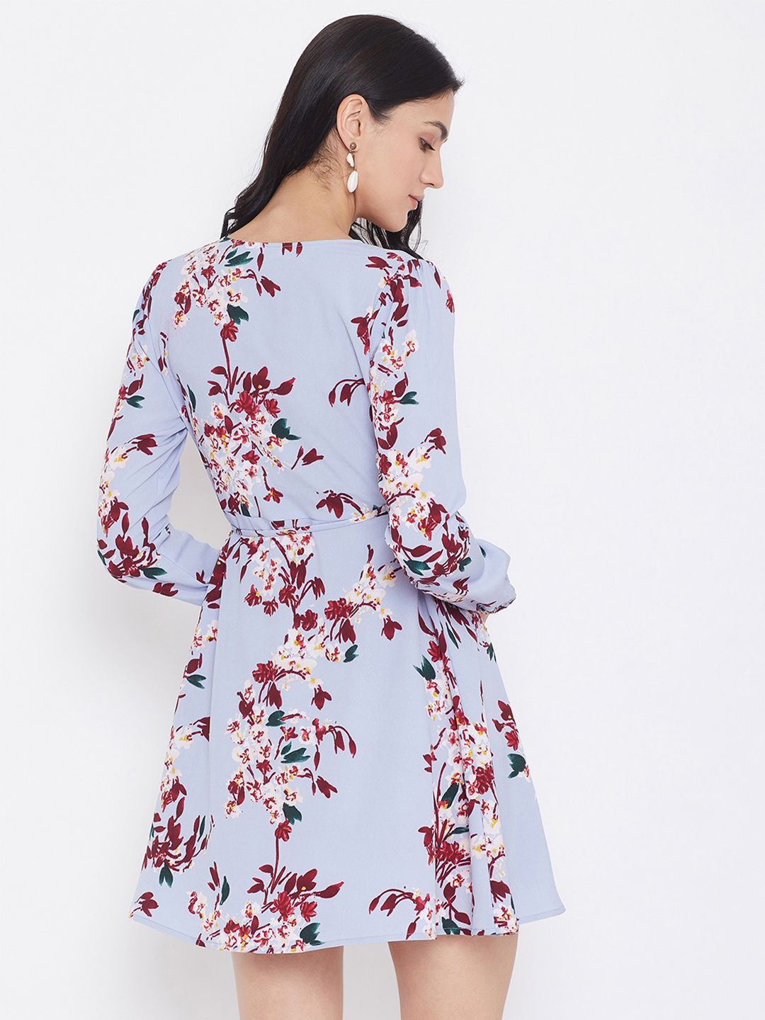 Berrylush Women Blue Printed Wrap Dress