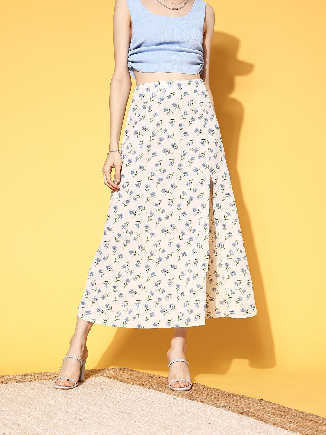 Berrylush White Floral Vacay Attire