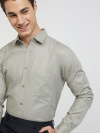 Raymond Self Design Textured Slim Fit Pure Cotton Formal Shirt