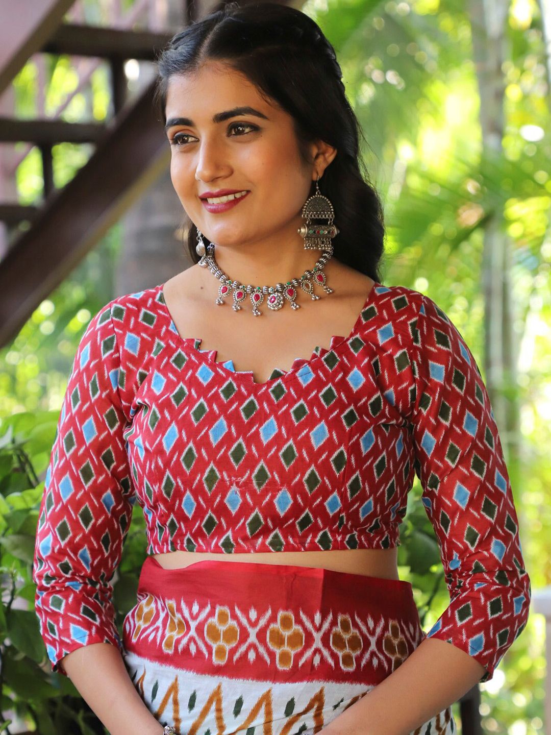 Saree mall Ethnic Motifs Poly Cotton Ikat Sarees