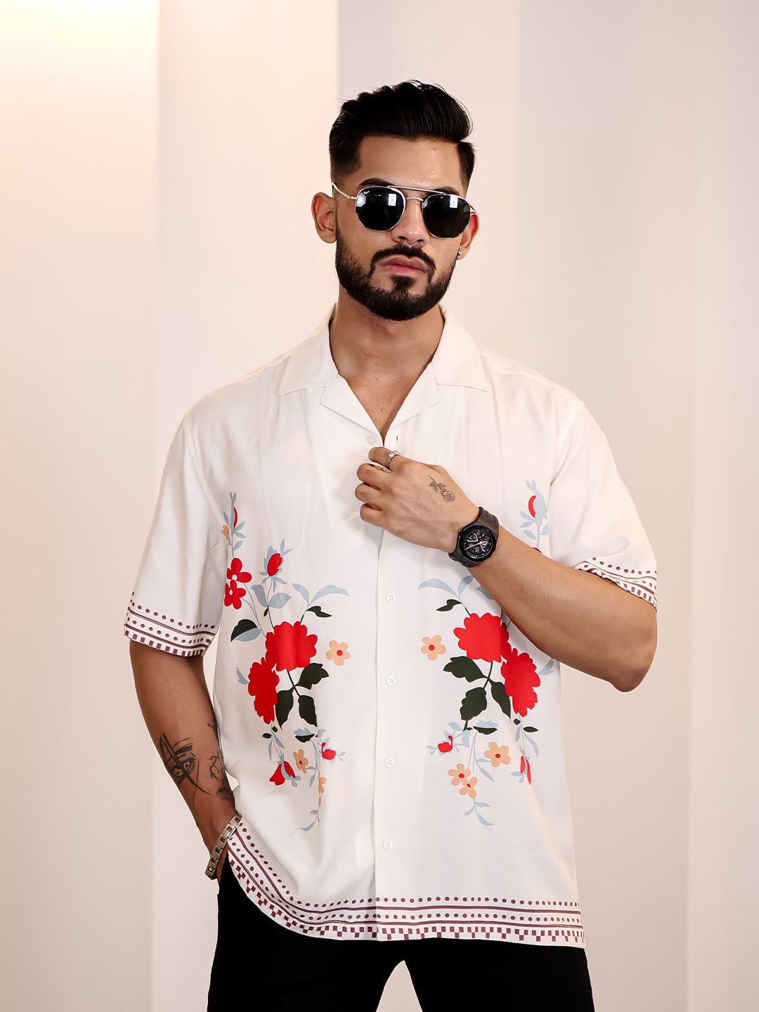 Eszett Men Floral Printed Cuban Collar Casual Shirt