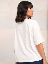 Tokyo Talkies Women Alice in Wonderland Printed Boxy Tshirt