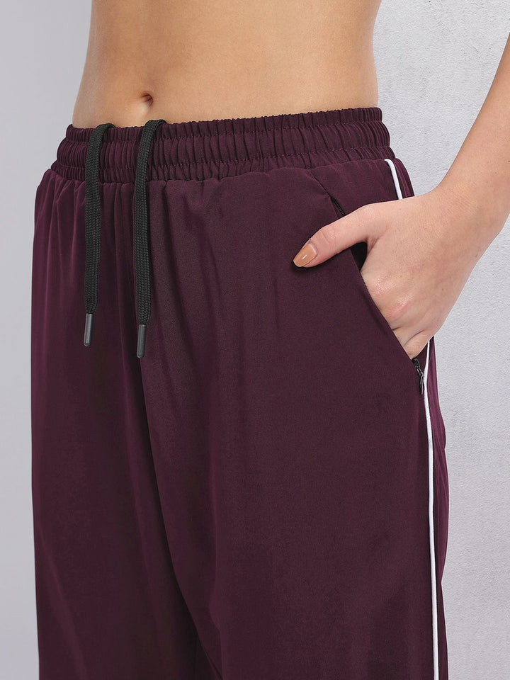 HRX by Hrithik Roshan Women Toggle Hem Contrast Piping Training Track Pants