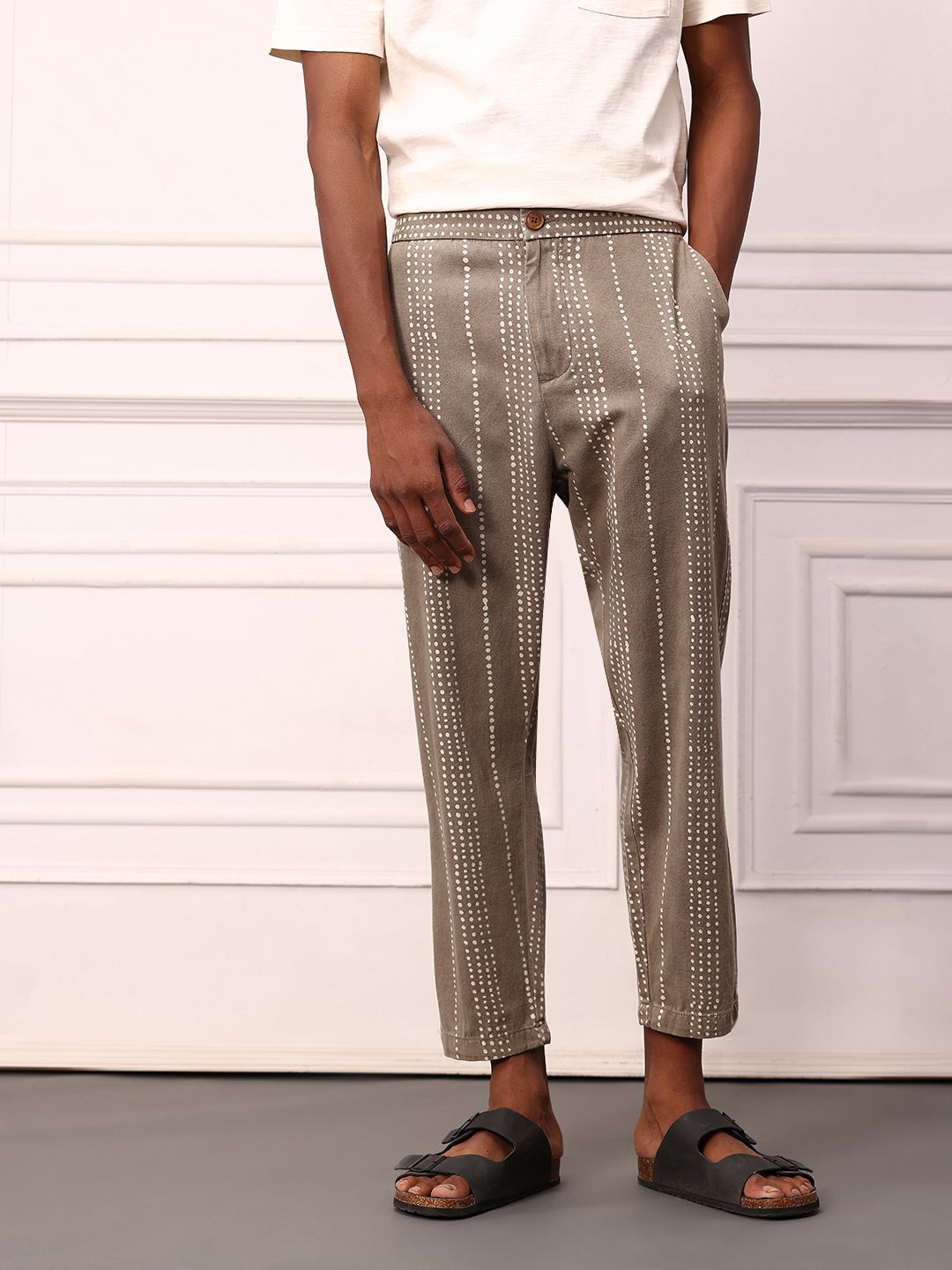 Mr Bowerbird Men Printed Pure Cotton Liberal Fit Trousers With a Notepad