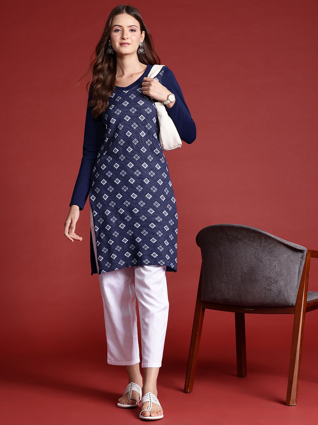 Anouk Geometric Woven Design Knitted Winter Kurta