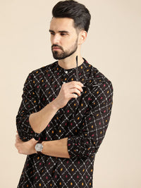 Anouk Men Black & Mustard Yellow Geometric Printed Kurta