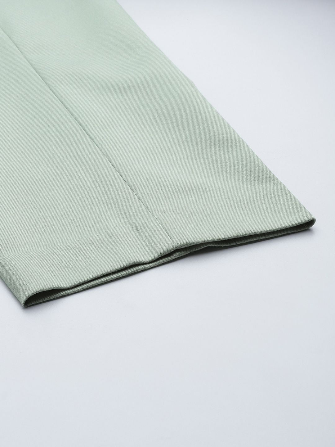 DENNISON Men Green Smart Tapered Fit Pleated Trousers