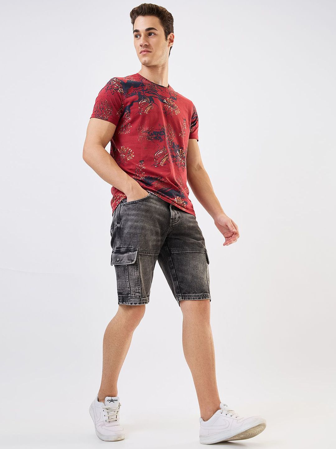 SPYKAR Men Washed Regular Fit Cotton Denim Shorts