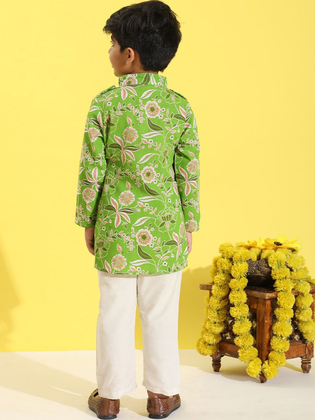 Cutiekins Boys Floral Printed Kurta with Pyjama