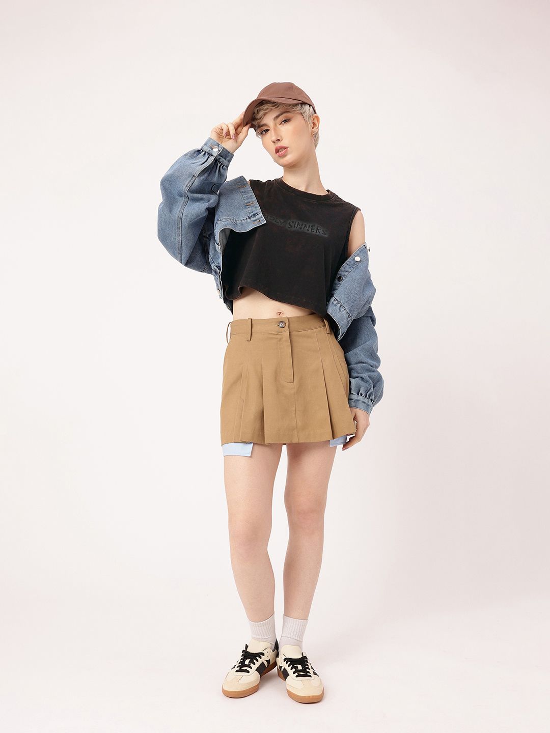 DressBerry Urban Edge Printed Washed Crop T-shirt