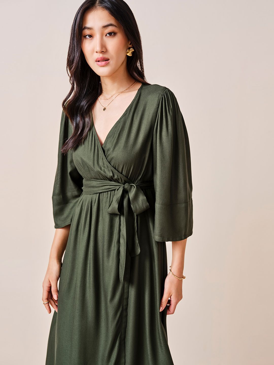 AND Regular Sleeve Midi Dress