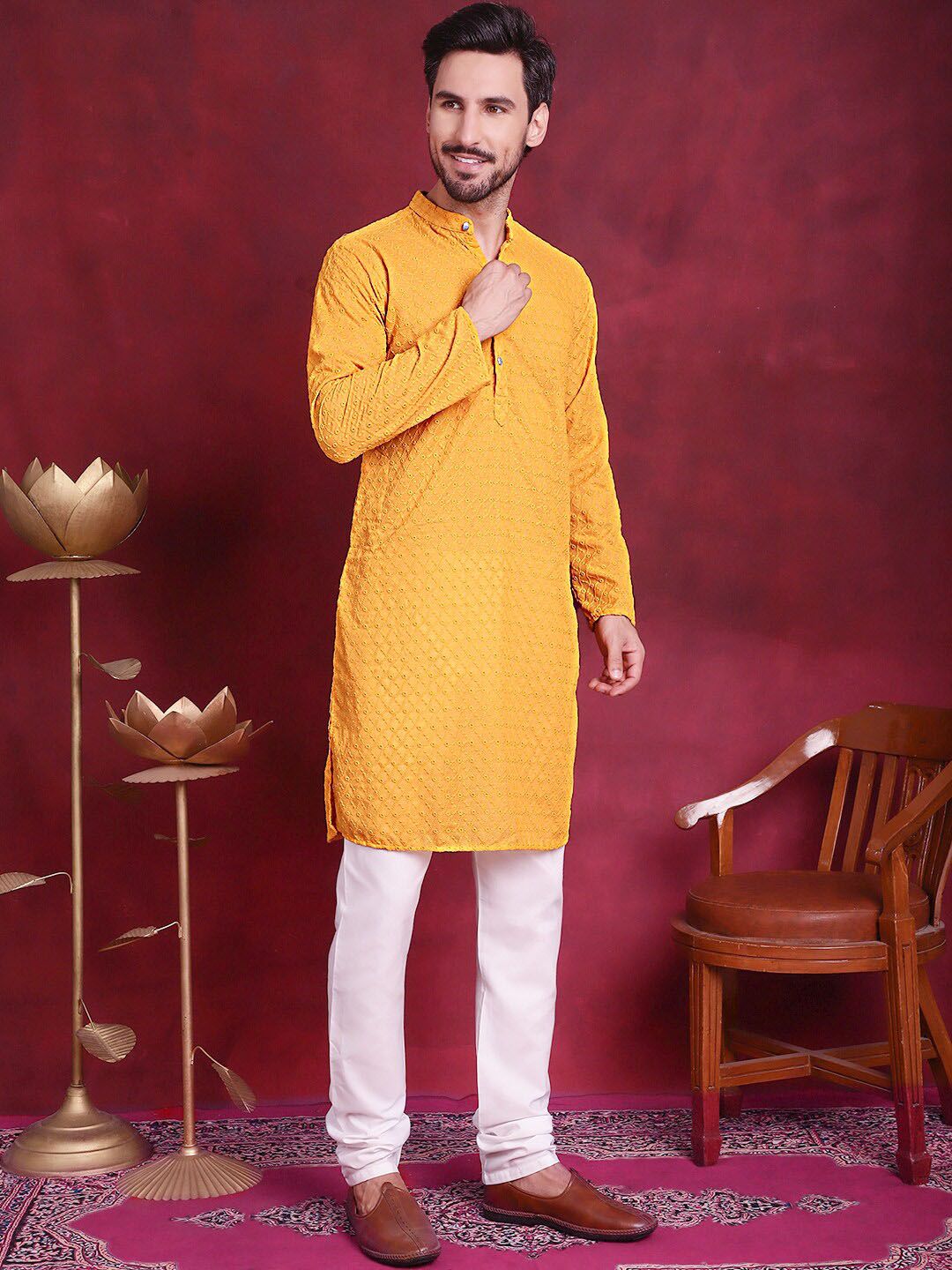 Jompers Geometric Chikankari Embroidered Kurta