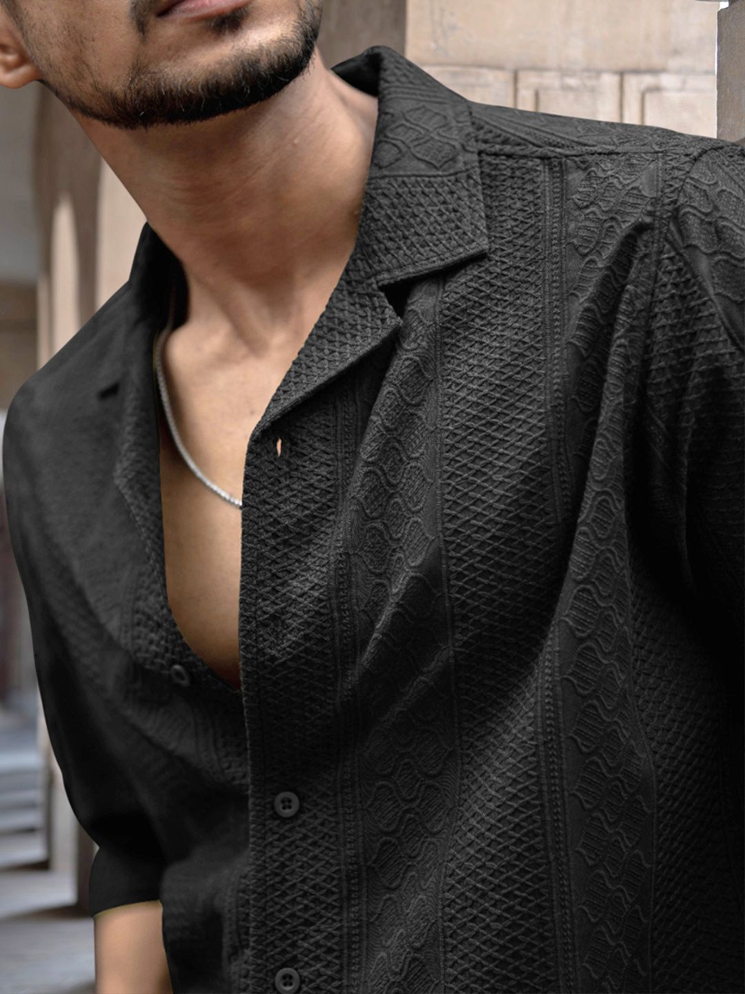 Powerlook Men Spread Collar Solid Casual Shirt