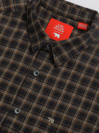 THE BEAR HOUSE Slim Fit Tartan Checked Spread Collar Pure Cotton Casual Shirt