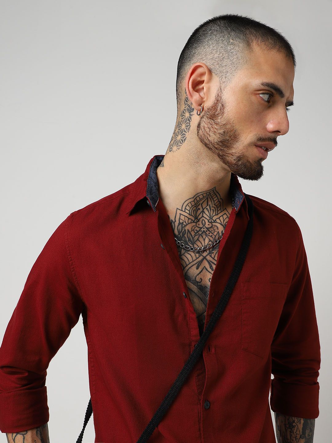 VASTRADO Men Solid Cotton Shirt