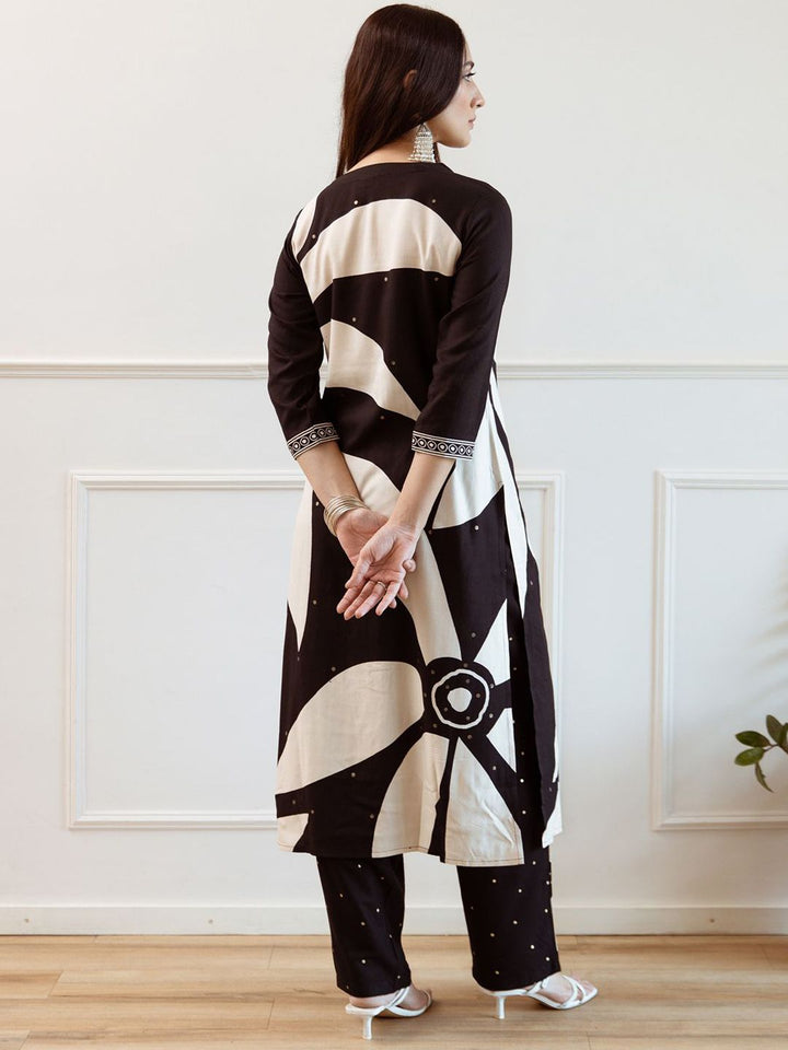 Indo Era Women Floral Printed Regular Kurta with Trousers