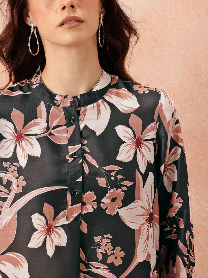 all about you Floral Printed Mandarin Collar Straight Kurta with Trousers