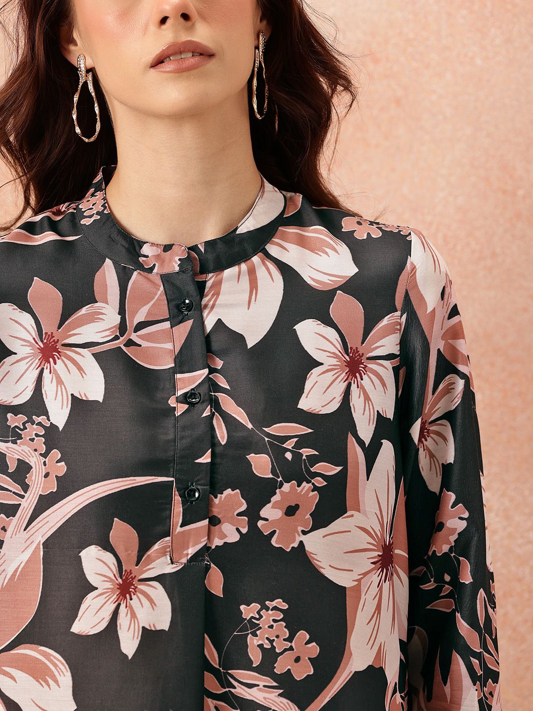 all about you Floral Printed Mandarin Collar Straight Kurta with Trousers