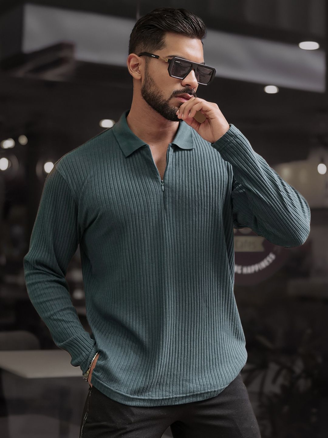 Powerlook Men Solid Polo Collar Cotton T-shirt