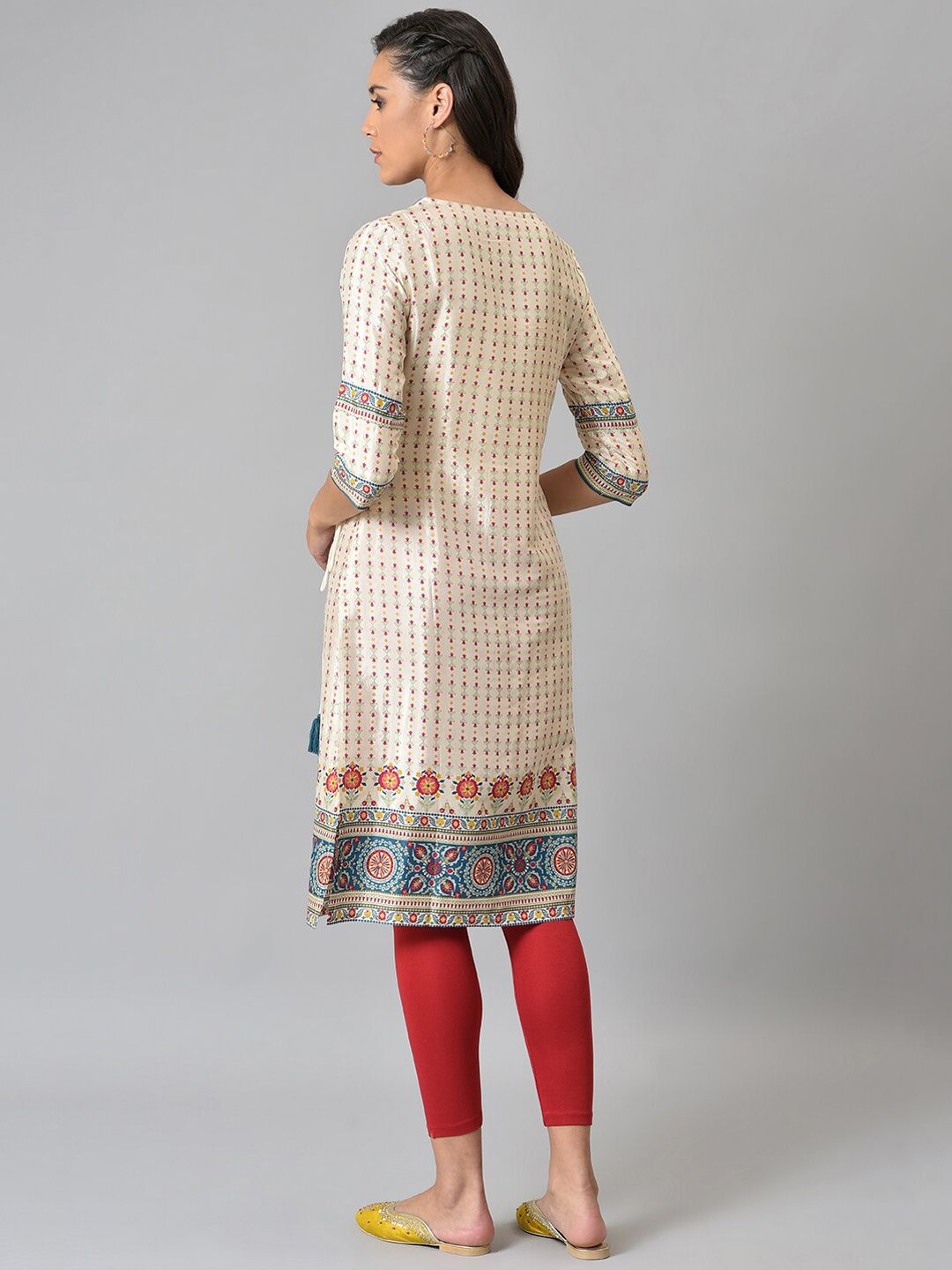 W Women White Geometric Striped Handloom Kurta