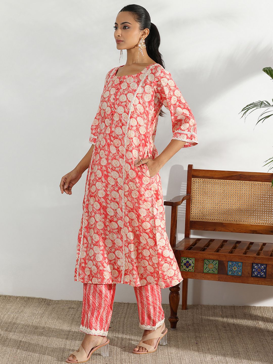 Libas Floral Printed Round Neck Three-Quarter Sleeves Panelled Kurta with Trousers
