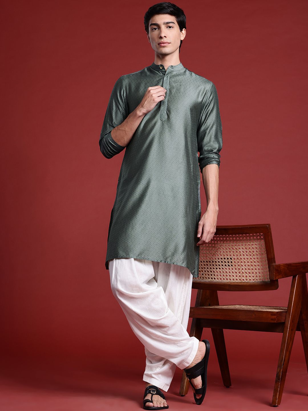 Anouk Woven Design Kurta