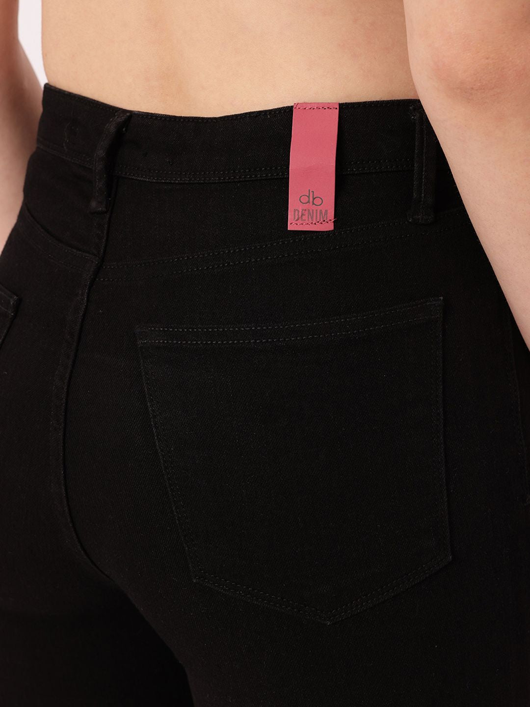 DressBerry Women Modern Cool Stretchable Frayed Jeans