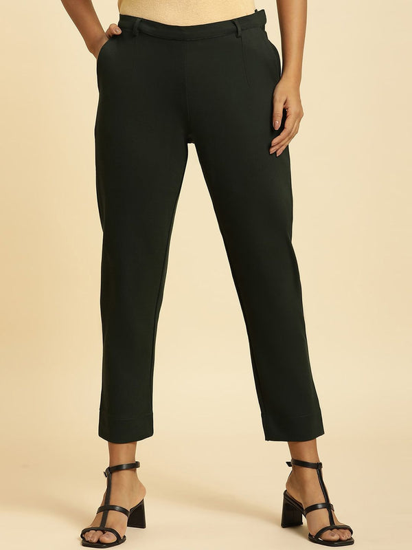 W Women Plain Slim Fit Cropped Regular Trousers