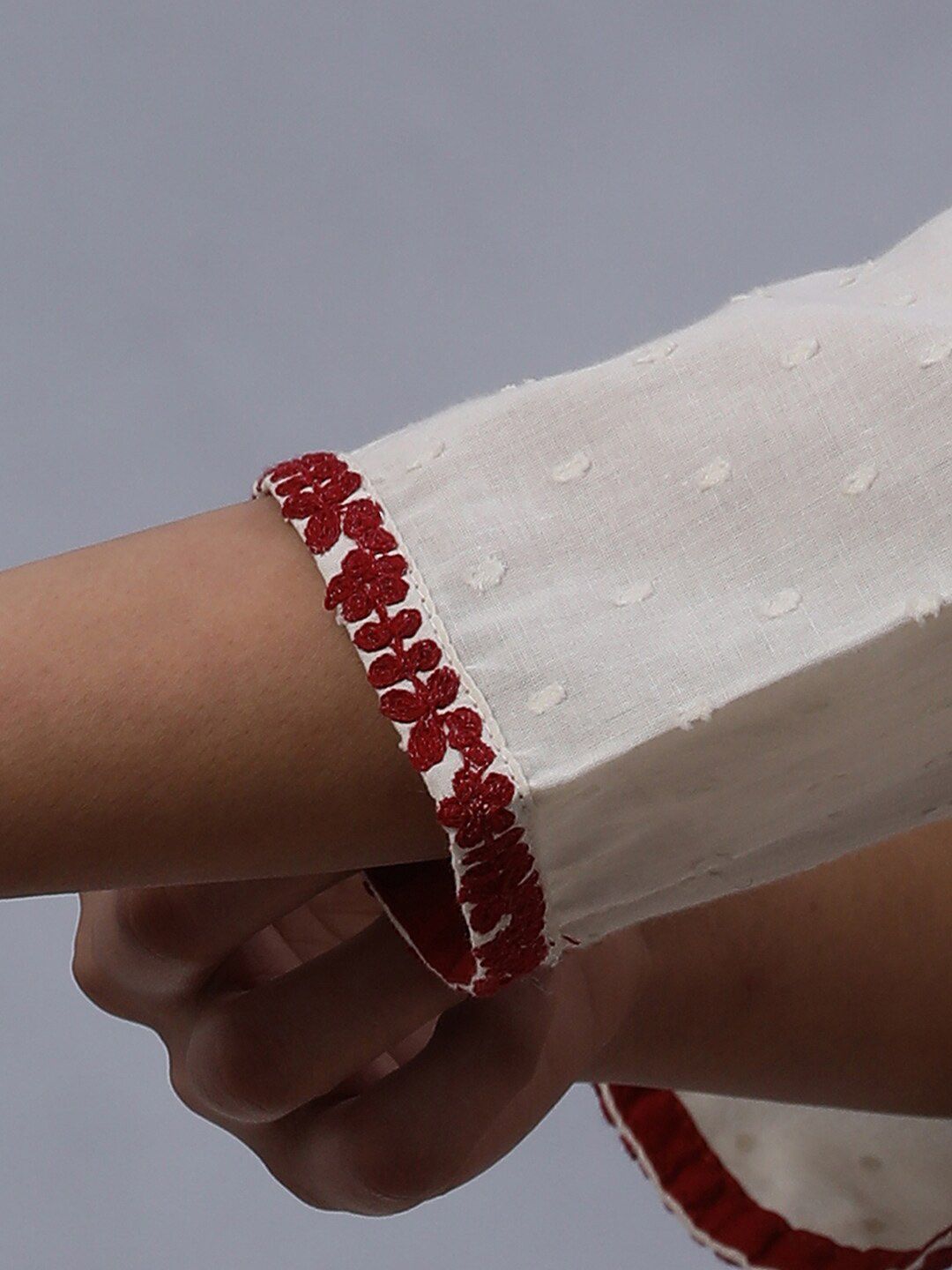 W Women Embroidered Mirror Work Kurta