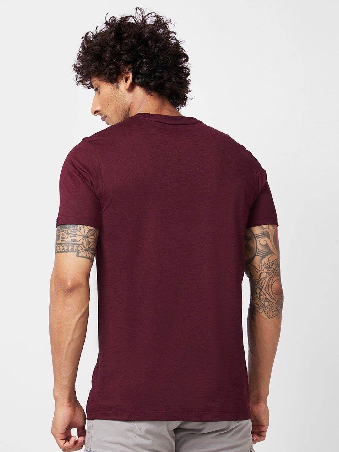 SPYKAR Graphic Printed Slim Fit Cotton T-Shirt