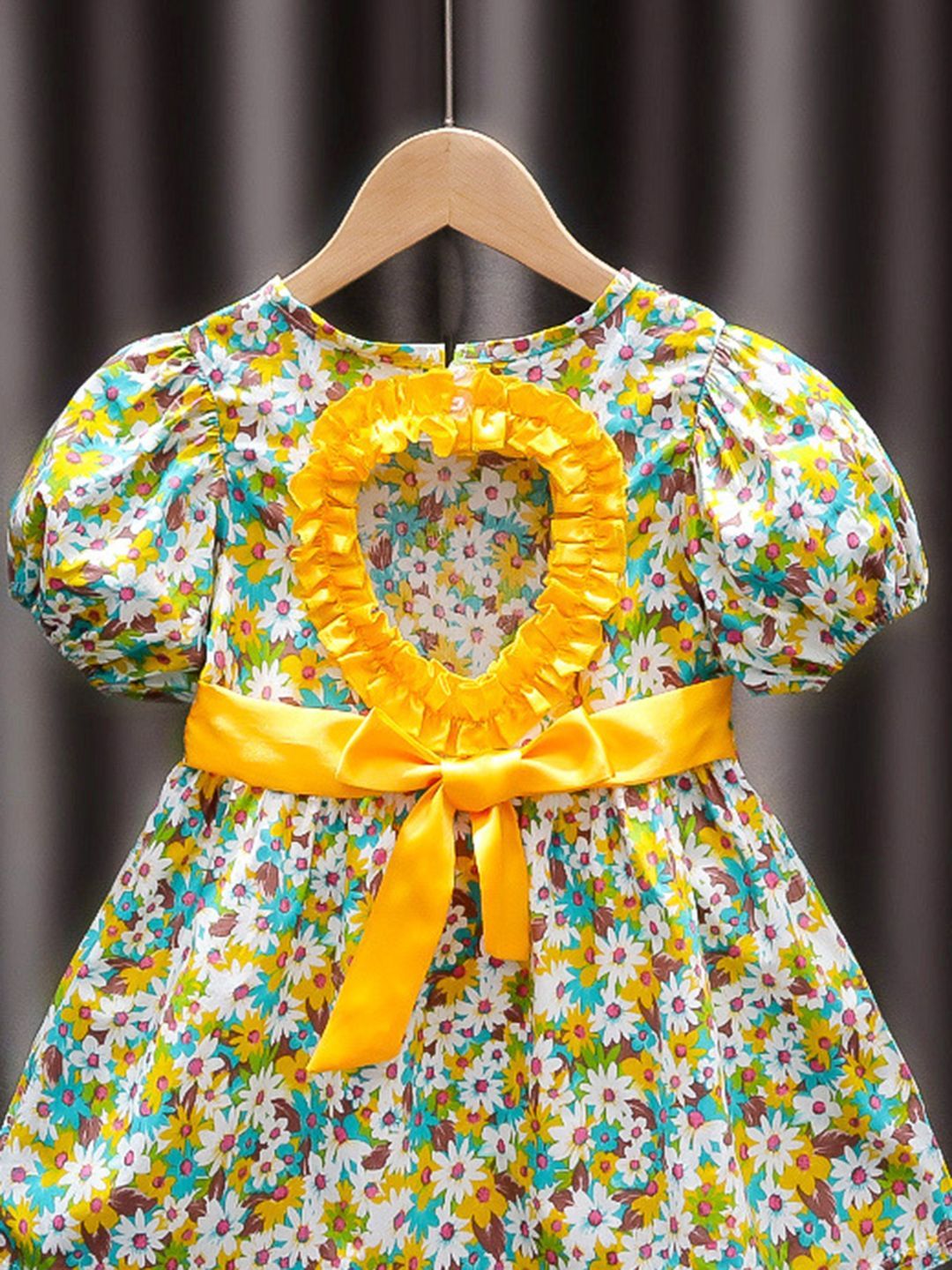 YK Girls Floral Printed Puff Sleeve Fit & Flare Dress