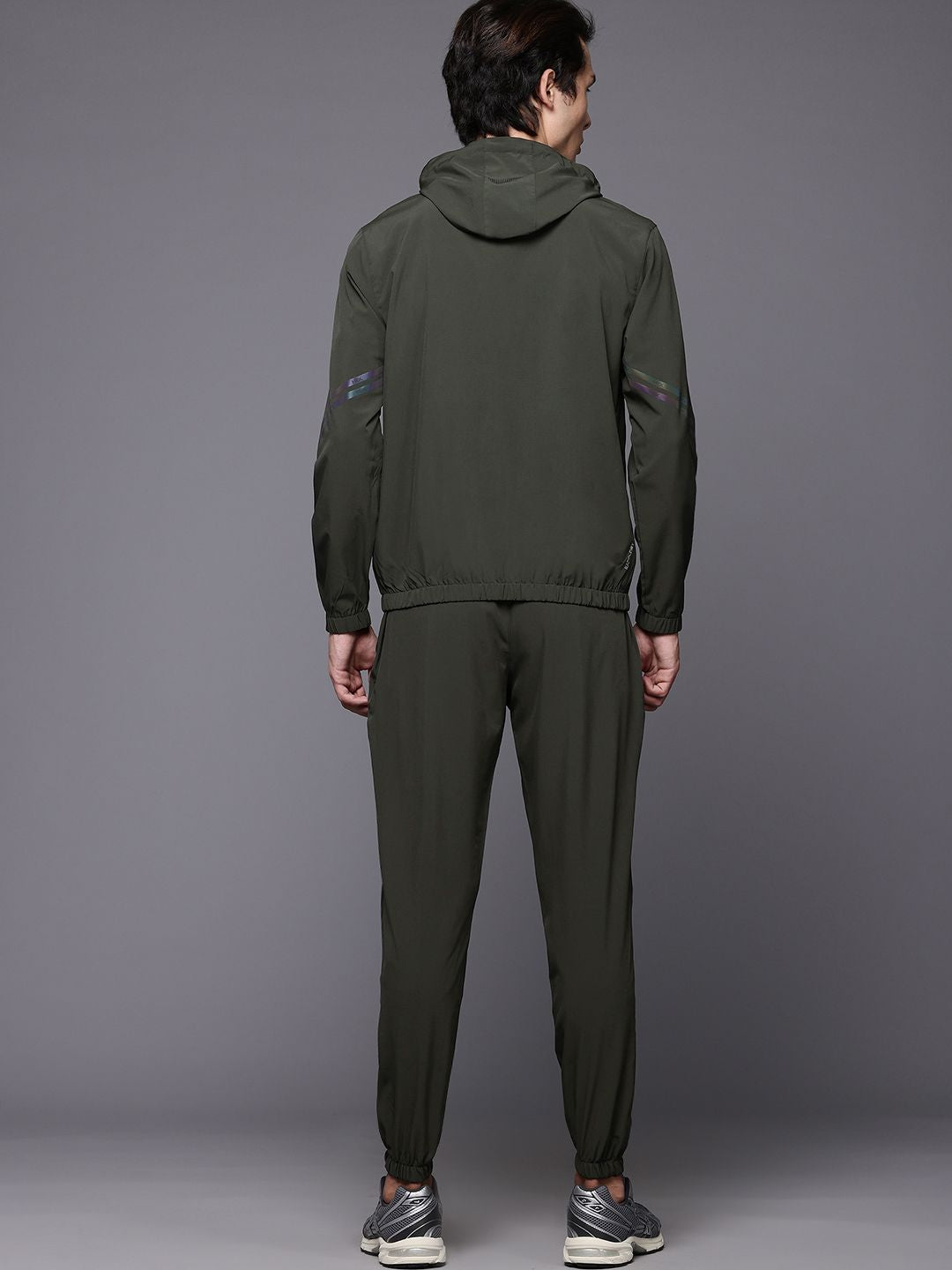 HRX by Hrithik Roshan Men Rapid-Dry Hooded Running Tracksuit