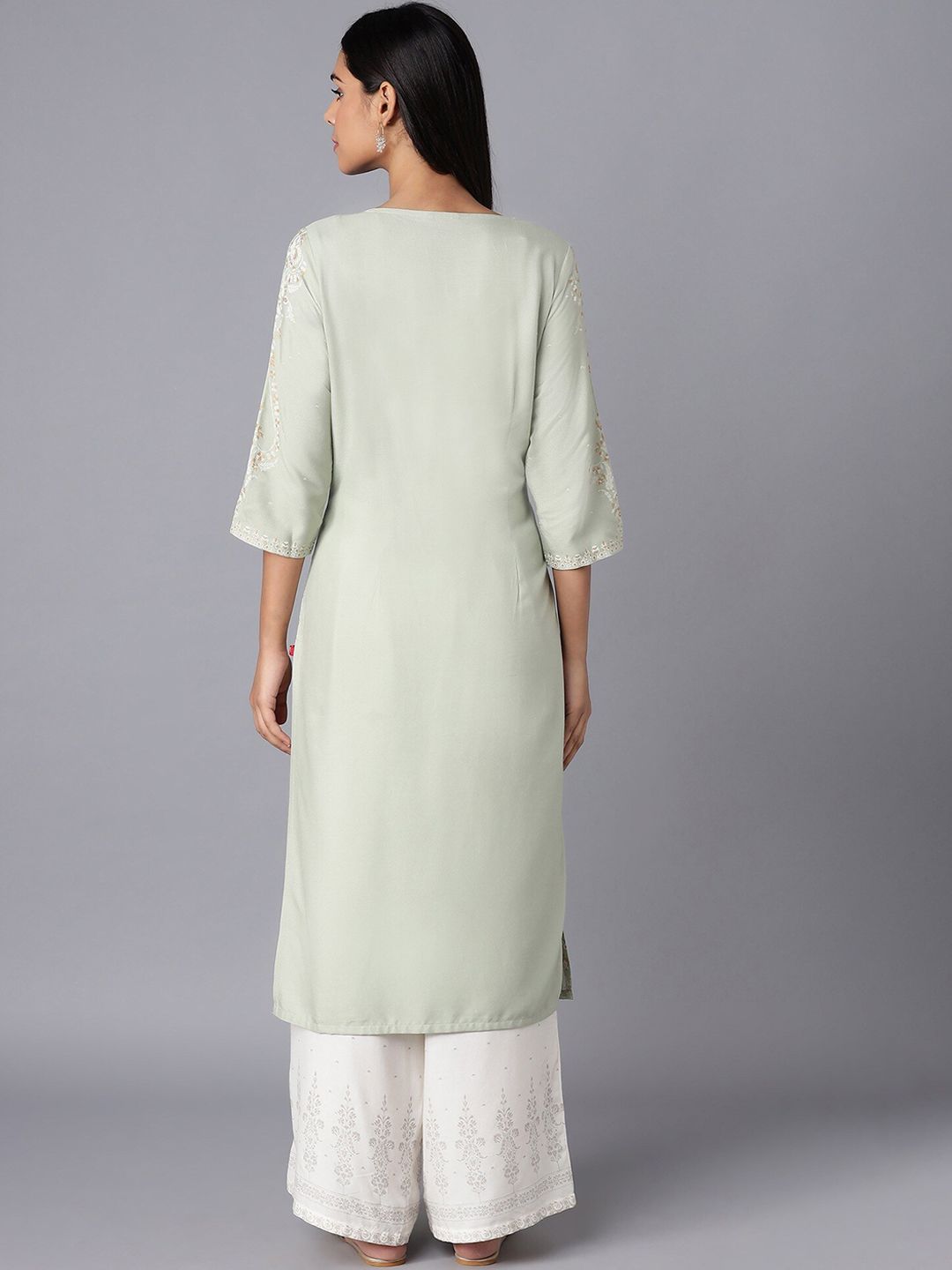 W Women Green & White Floral Printed Thread Work Kurta