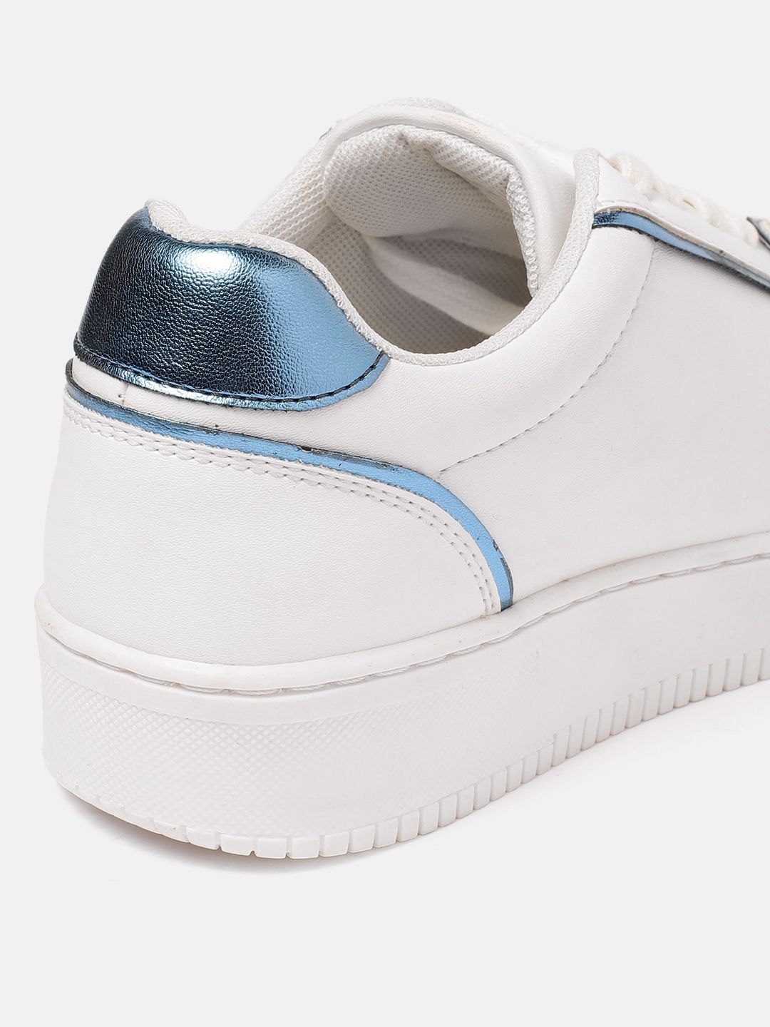 Lino Perros Women Solid Sneakers