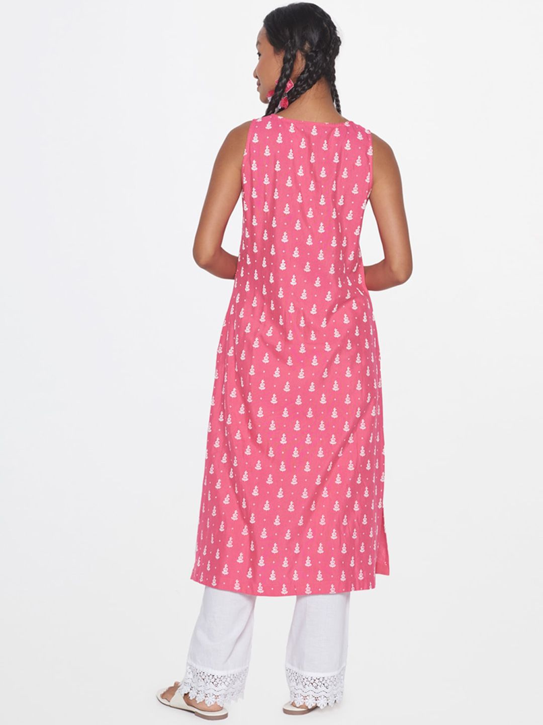 Global Desi Floral Embroidered Keyhole Neck Straight Kurta