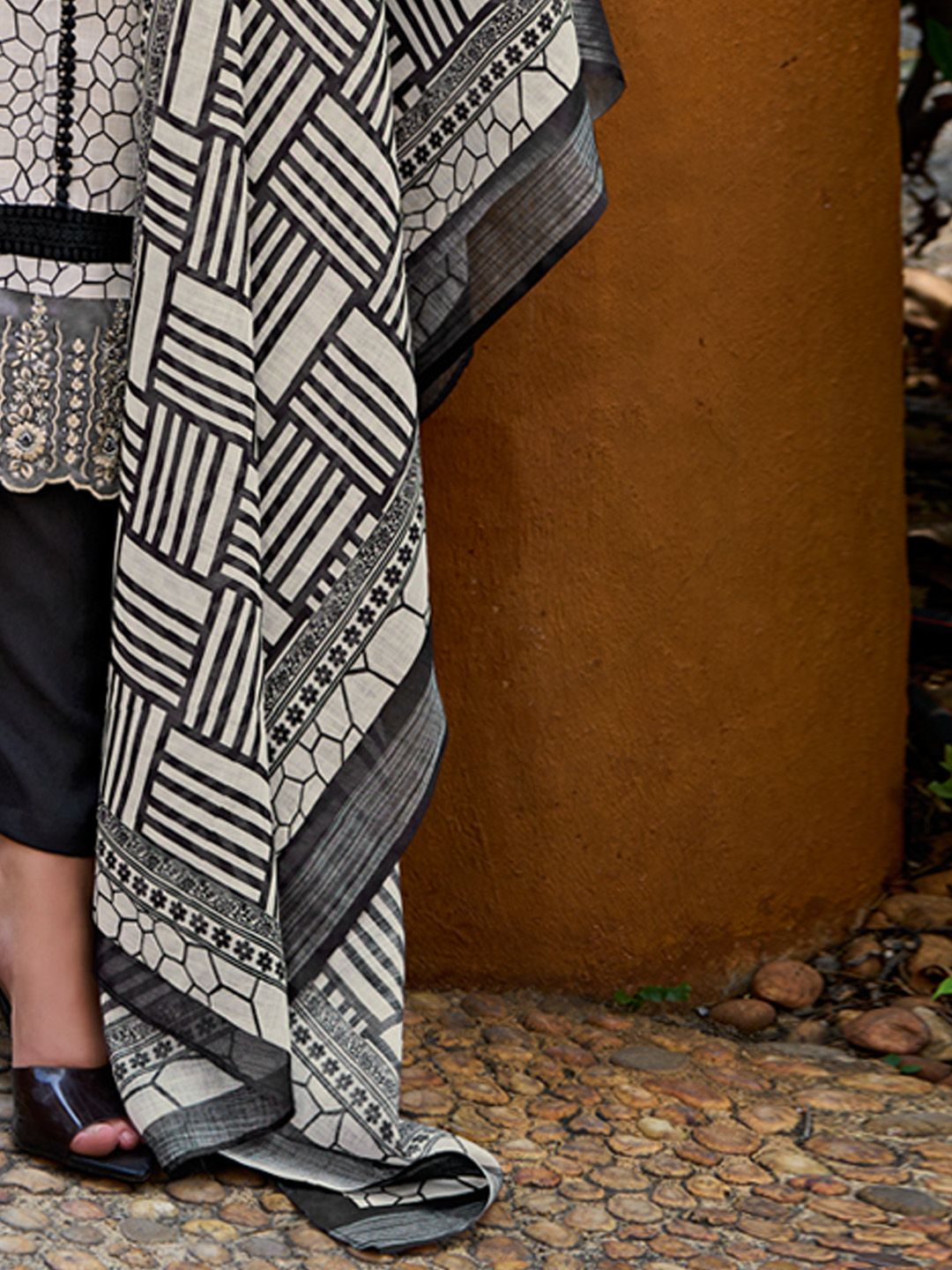 Indo Era Geometric Printed Regular Thread Work Pure Cotton Kurta with Trousers & Dupatta