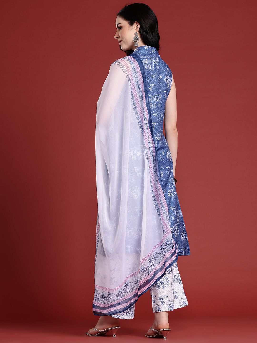 Anouk Floral Printed Kurta with Trousers & With Dupatta