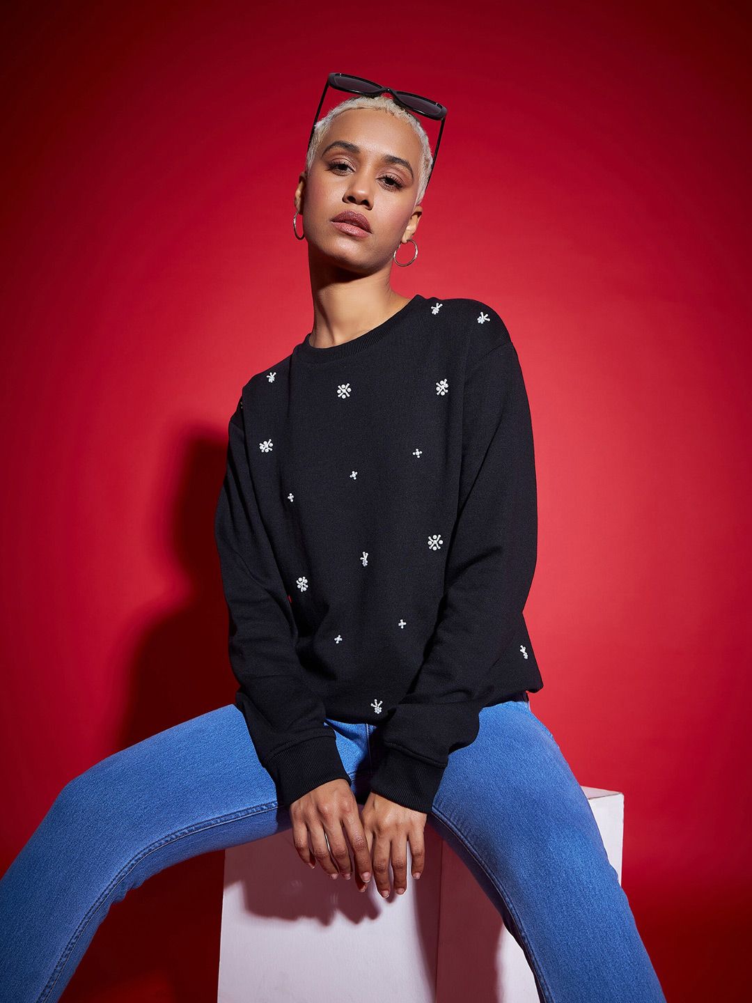 SASSAFRAS Black Embellished Sweatshirt