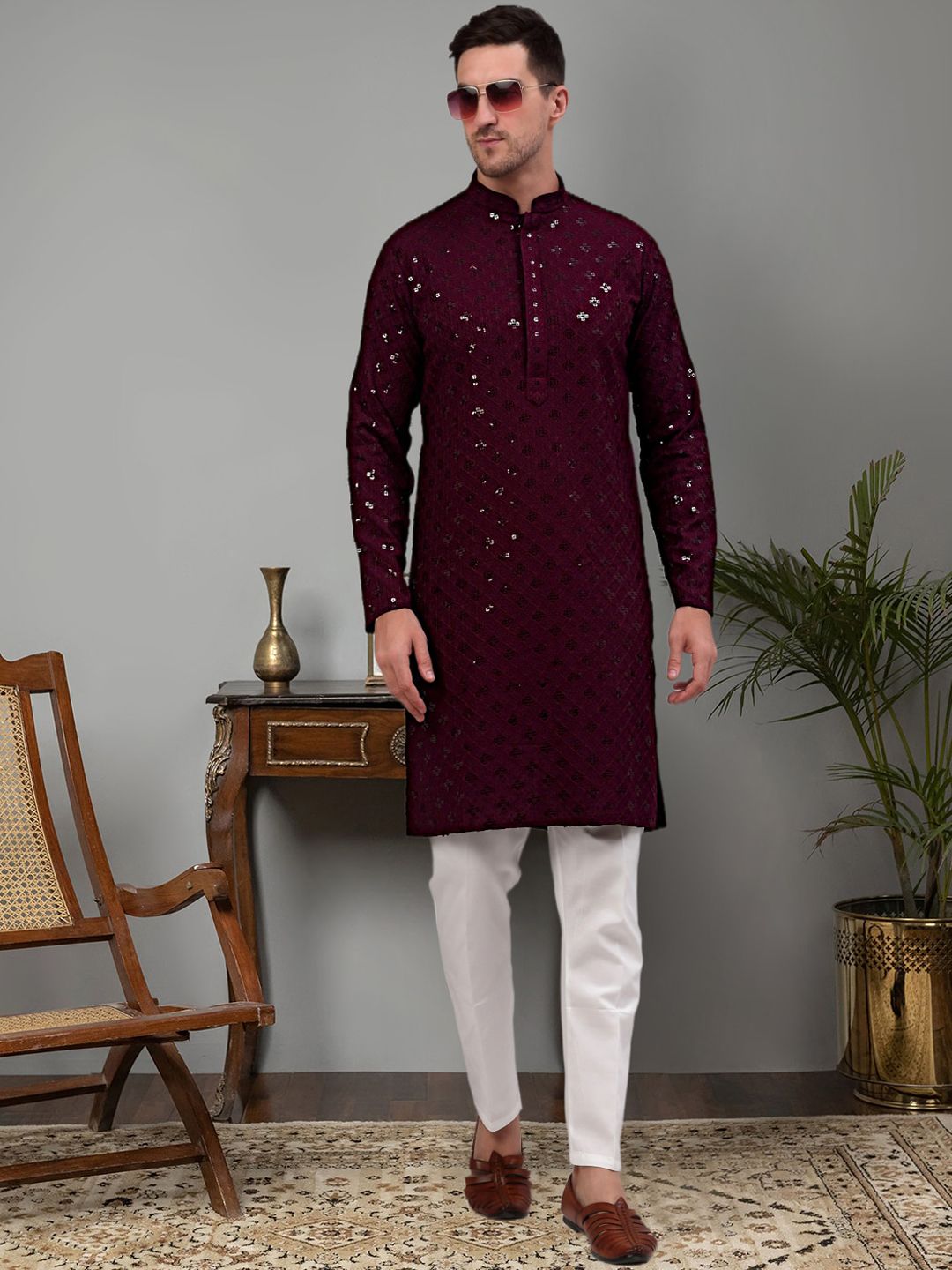 Jompers Ethnic Motif Embroidered Mandarin Collar Sequinned Pure Cotton Kurta with Trousers