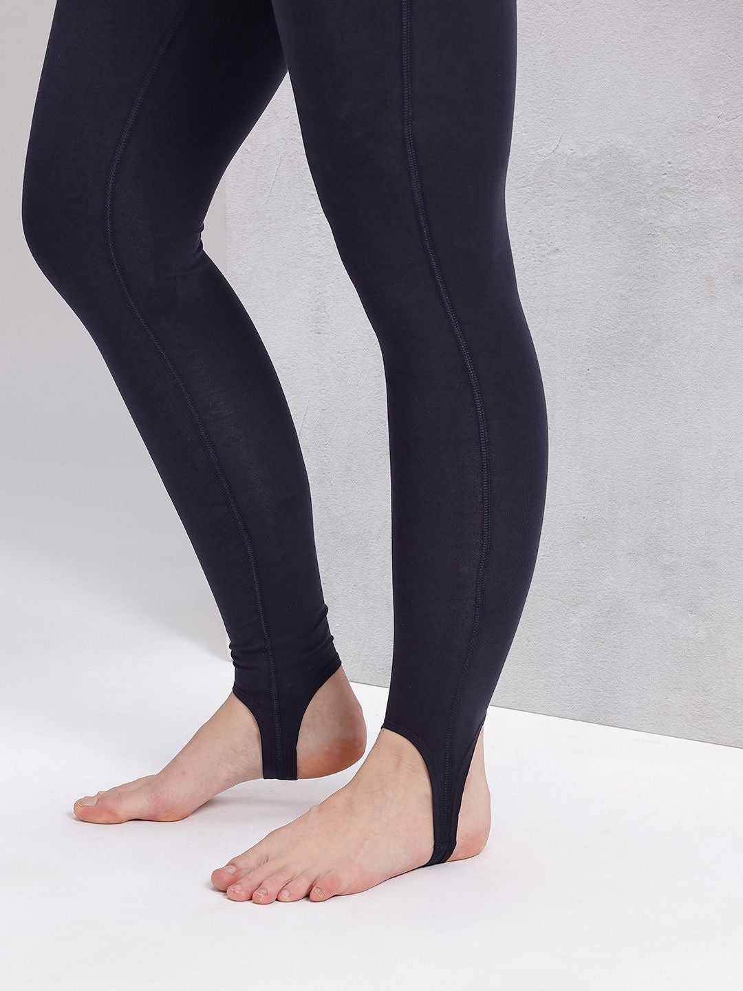HRX by Hrithik Roshan Women Heel-Loop Yoga Tights