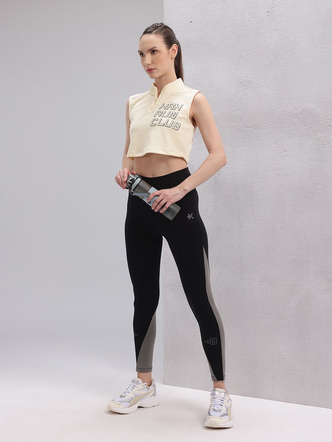 HRX by Hrithik Roshan Typography Print High Neck Crop Running T-shirt