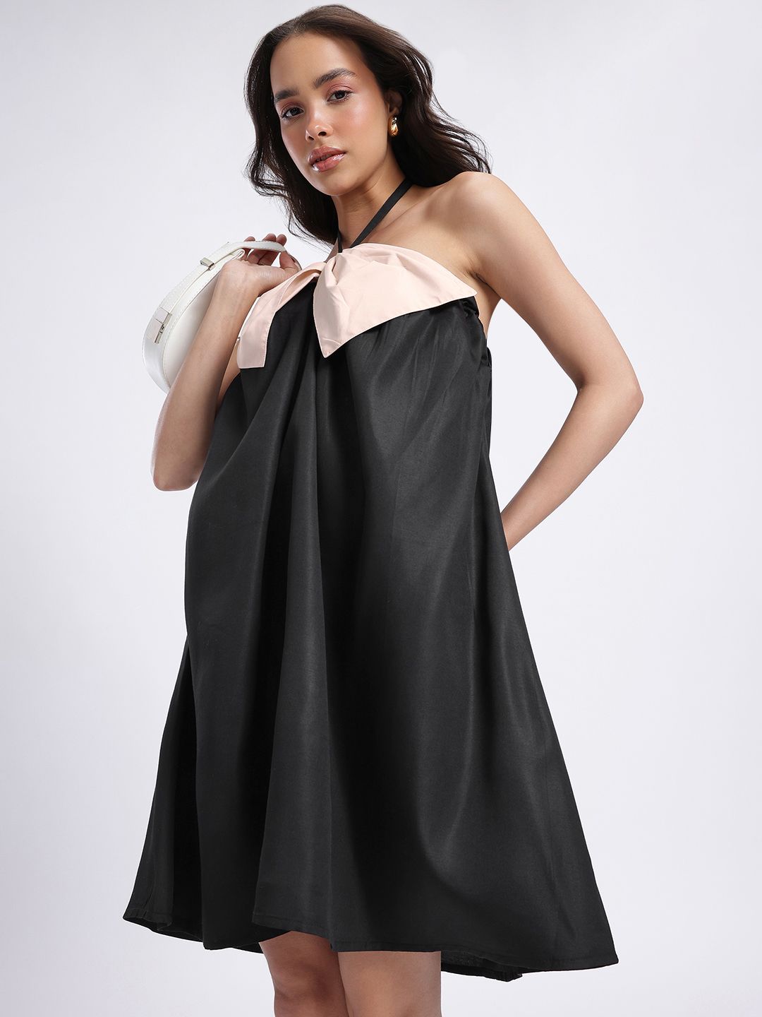 DressBerry Bow-tiful Babe Halter Neck Sheath Dress