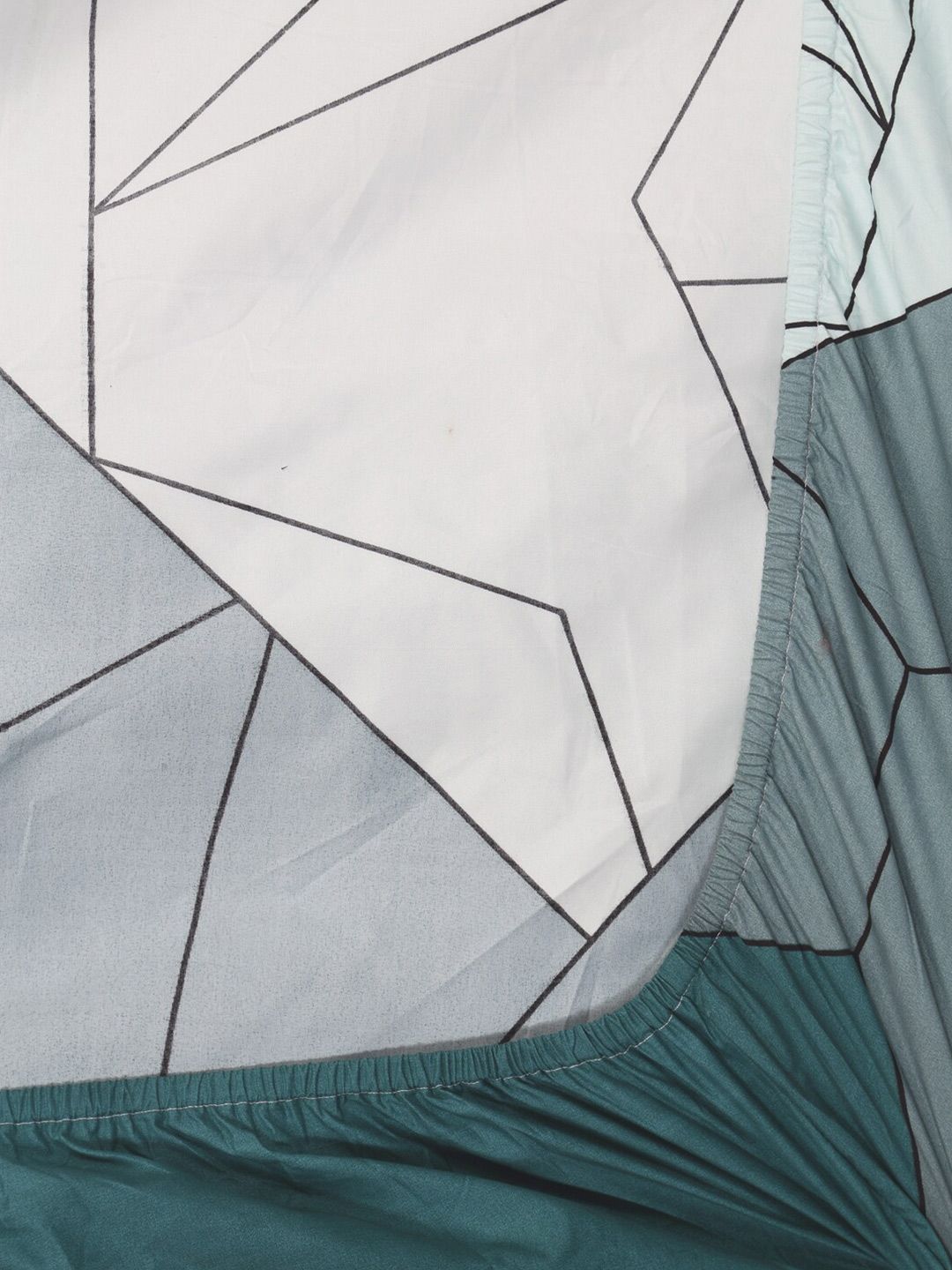 KLOTTHE Multicoloured Geometric 300 TC Fitted Single Bedsheet with 1 Pillow Cover