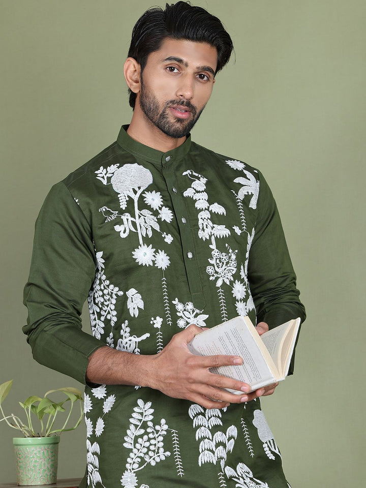 Jompers Floral Embroidered Chikankari Mandarin Collar Straight  Kurta