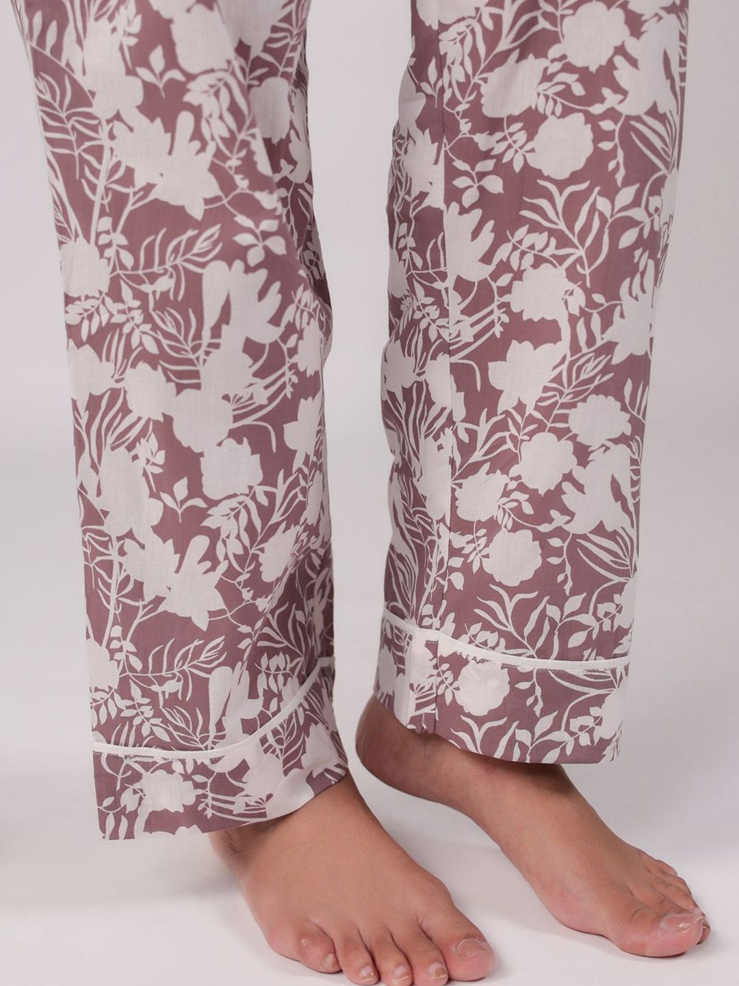 SANSKRUTIHOMES Women Printed Pure Cotton Night suit