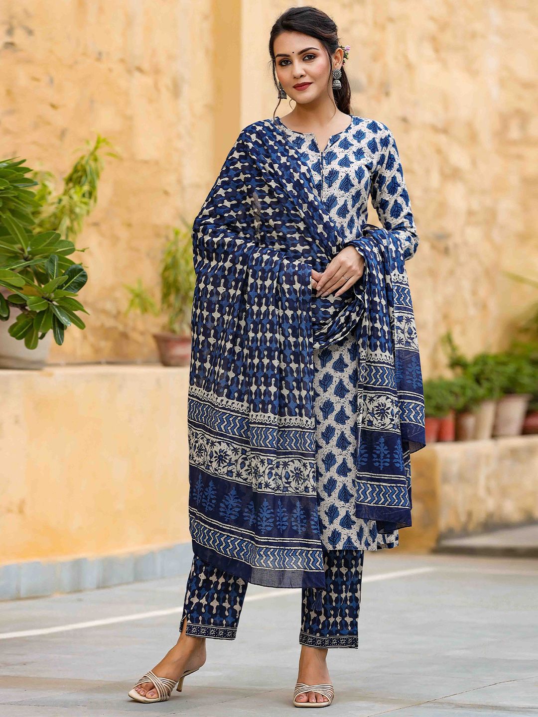 KALINI Ethnic Motifs Printed Straight Kurta with Trousers & Dupatta