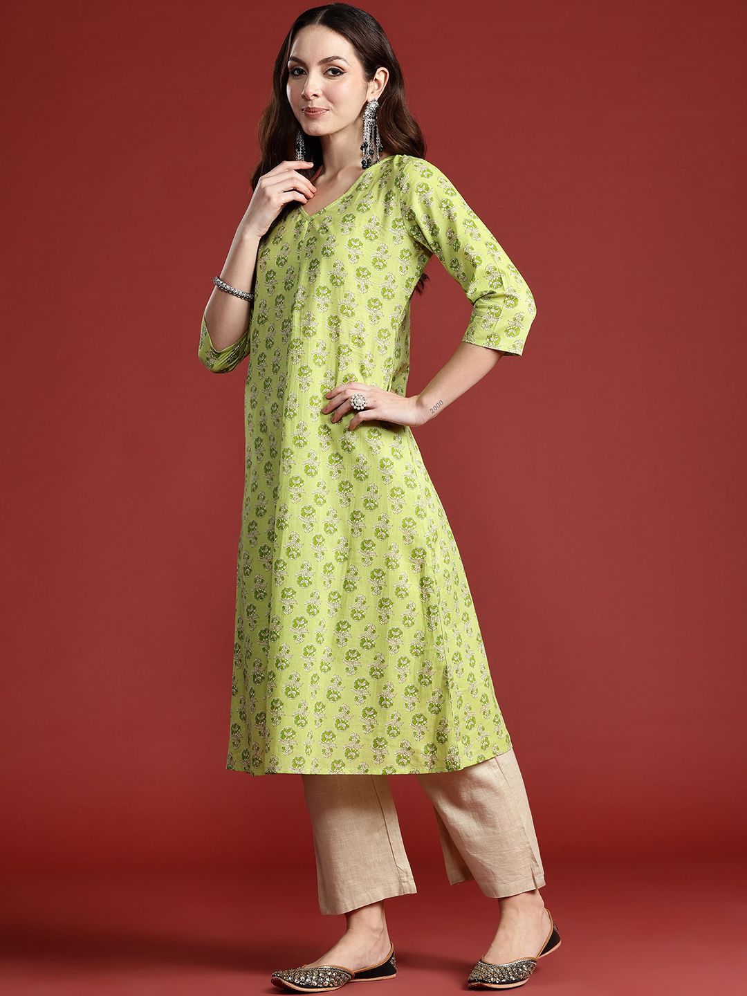 Indo Era Women Floral Printed Pure Cotton Kurta