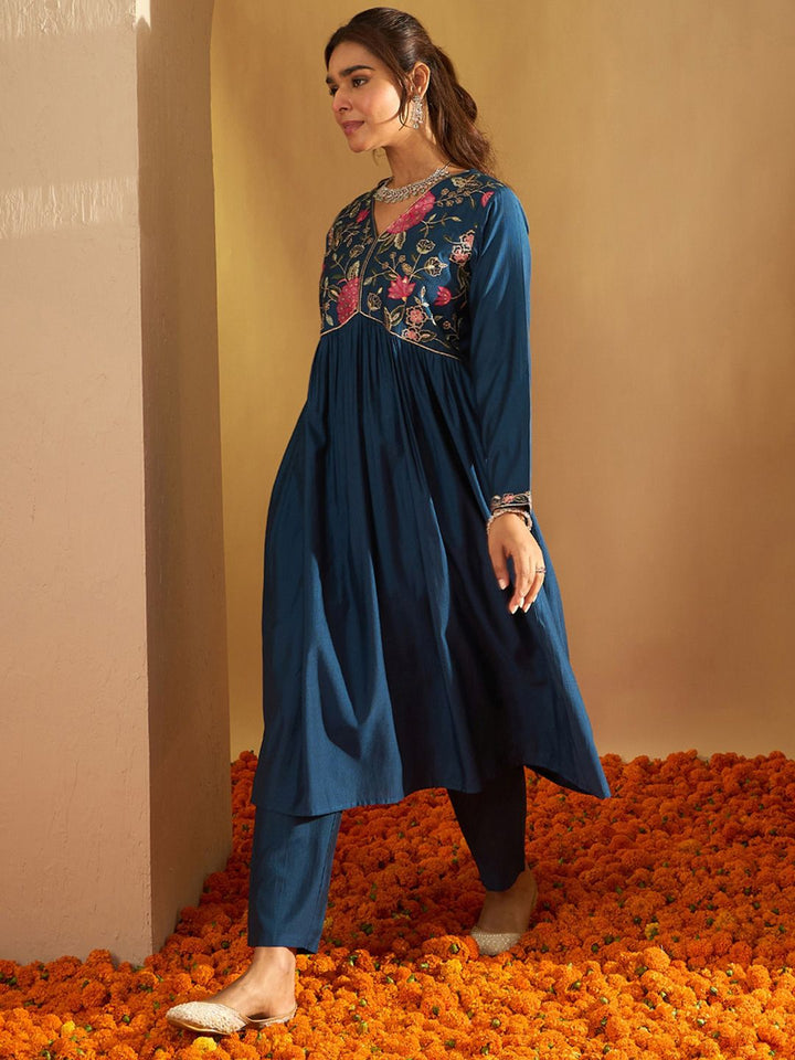 Indo Era Floral Yoke Design Empire A-Line Sequinned Liva Kurta with Trousers