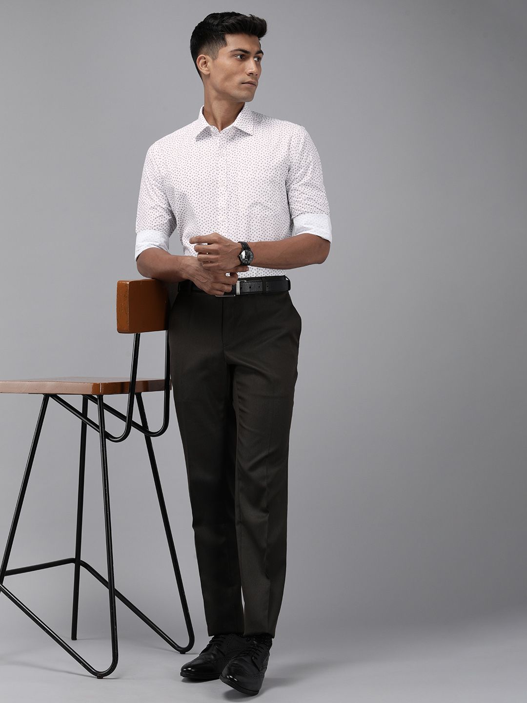 Park Avenue Slim Fit Tropical Printed Opaque Formal Shirt