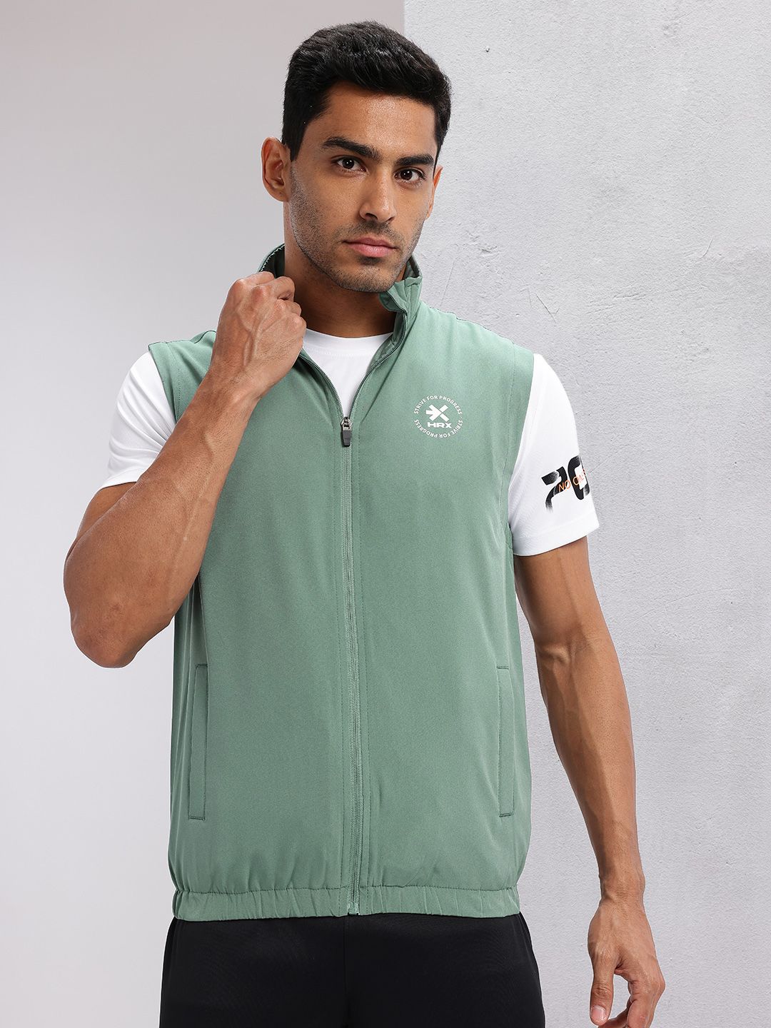 HRX by Hrithik Roshan Brand Logo Printed Detail Rapid-Dry Training Gilet Jacket